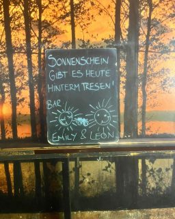 #ausgehen #ausgeheninmünchen #valentinstüberl #münchen #kommwirgeheninsstüberl #drinks #bier #wein #schnaps #kommwirgehninsstüberl #afterwork #herrlich #blödsinn #sprüche #spruchdestages